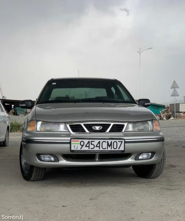 Daewoo Nexia 1996 · 1.6 MT