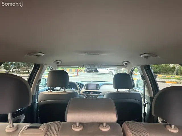 Hyundai Santa Fe 2020 · 2.4 AT