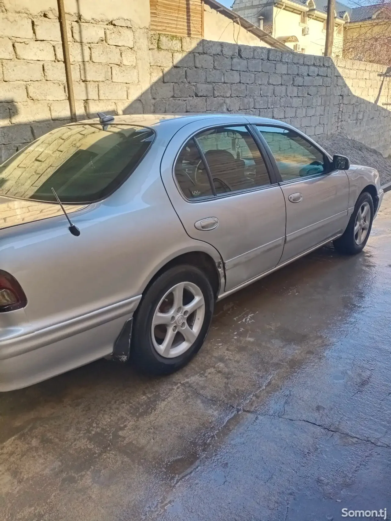 Nissan Cefiro 1997 · 2.0 AT