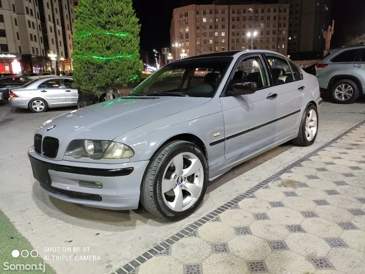 BMW 3 series 2000 · 2.4 AT