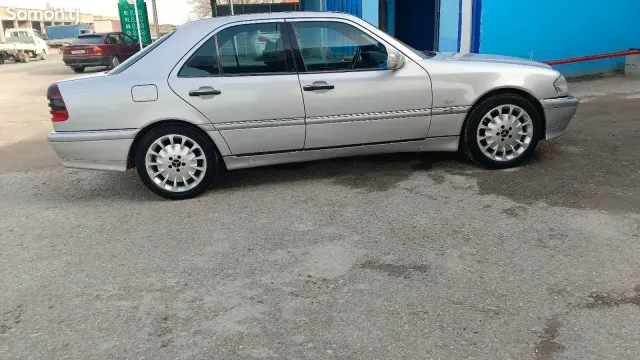 Mercedes-Benz C class 1999 · 1.8 AT
