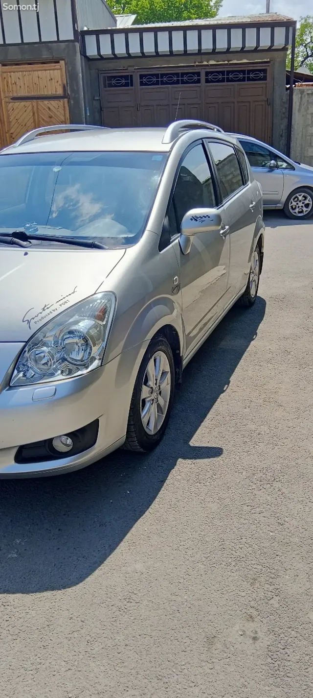 Toyota Corolla Verso 2008 · 1.8 MT