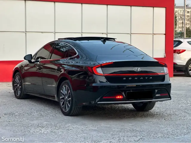 Hyundai Sonata 2020 · 2.5 AT