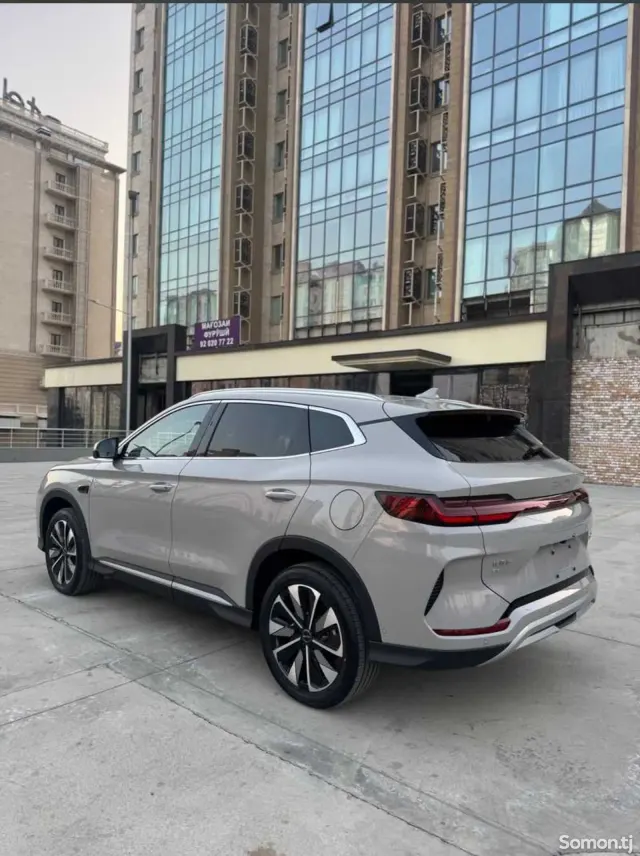 BYD Song Plus 2025 · CVT