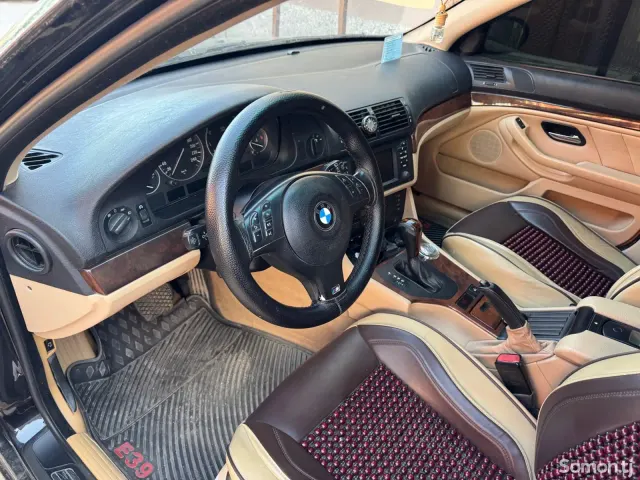 BMW 5 series 2003 · 4.4 AT
