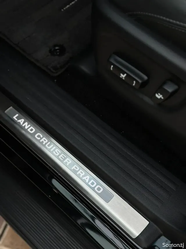 Toyota Land Cruiser Prado 2024 · 4.0 AT