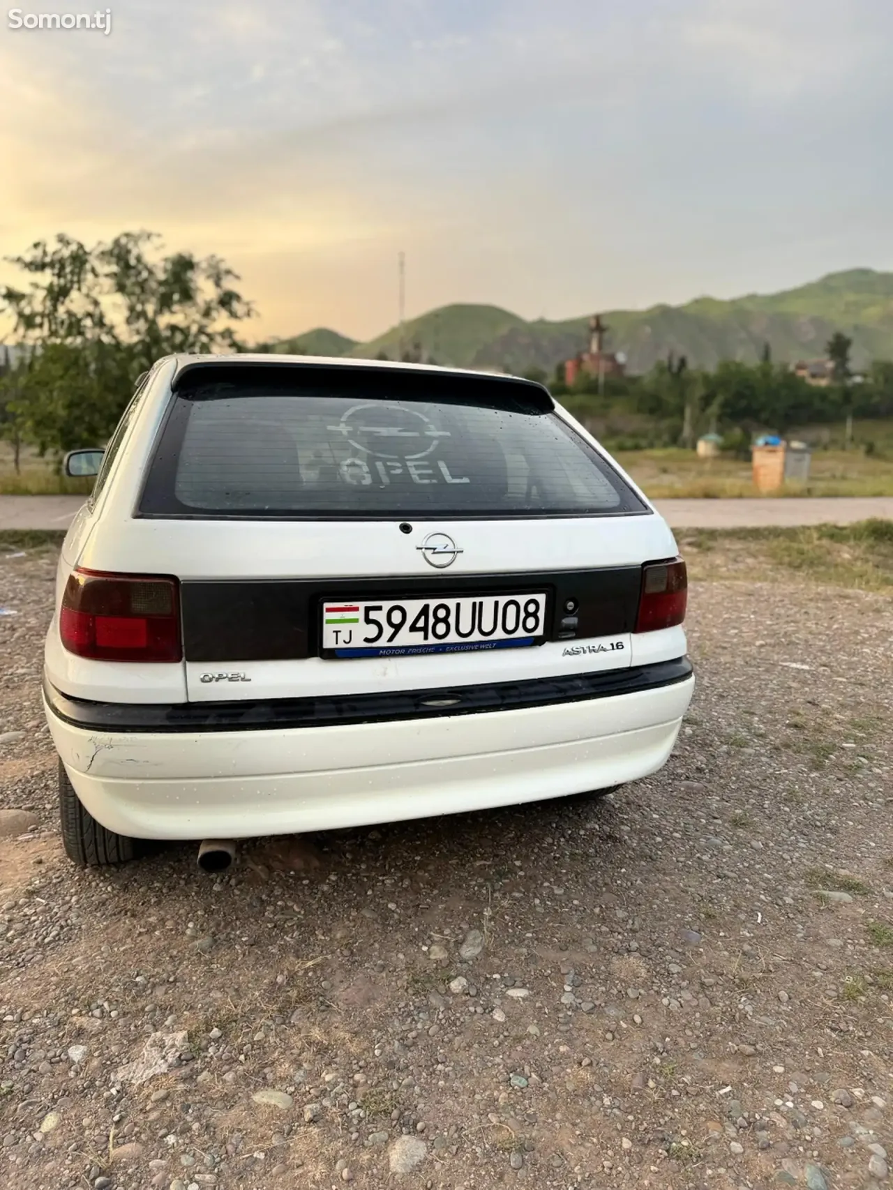 Opel Astra F 1997 · 1.6 MT