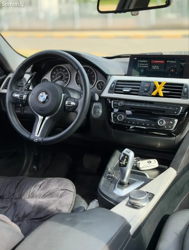 BMW 3 series 2017 · 5.2 AT