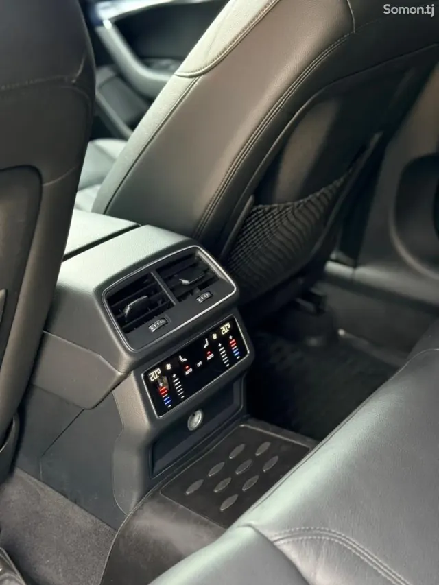 Audi A6 2022 · 2.0 AT