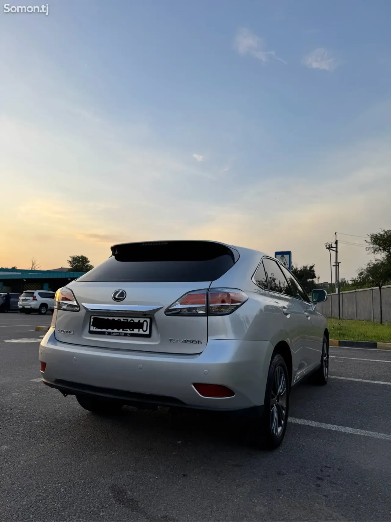Lexus RX series 2015 · 4.5 AT