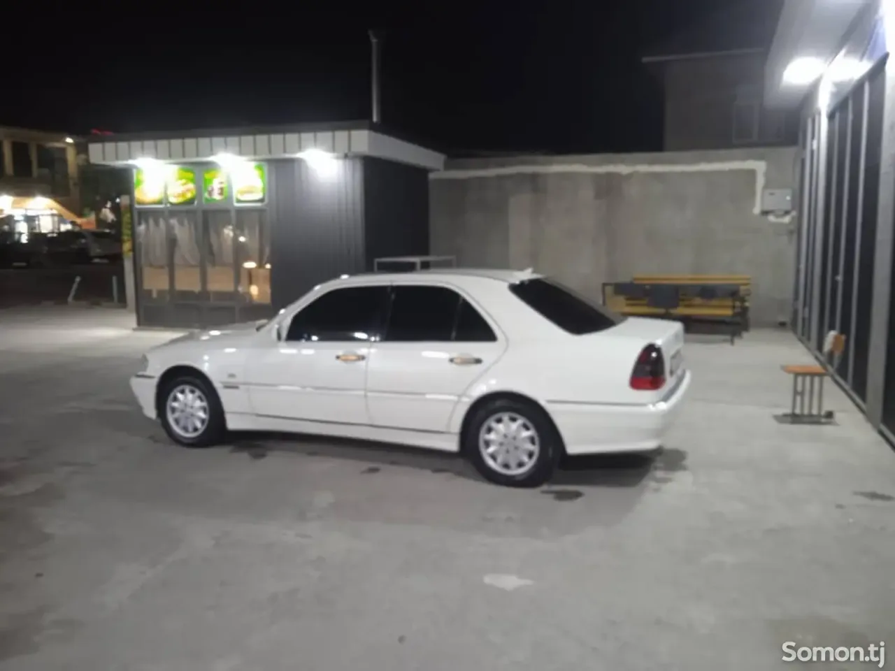 Mercedes-Benz C class 1999 · 1.8 AT