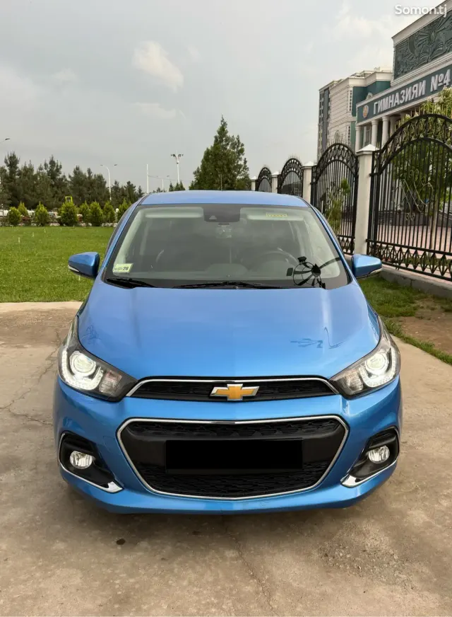 Chevrolet Spark 2017 · 1.4 AT