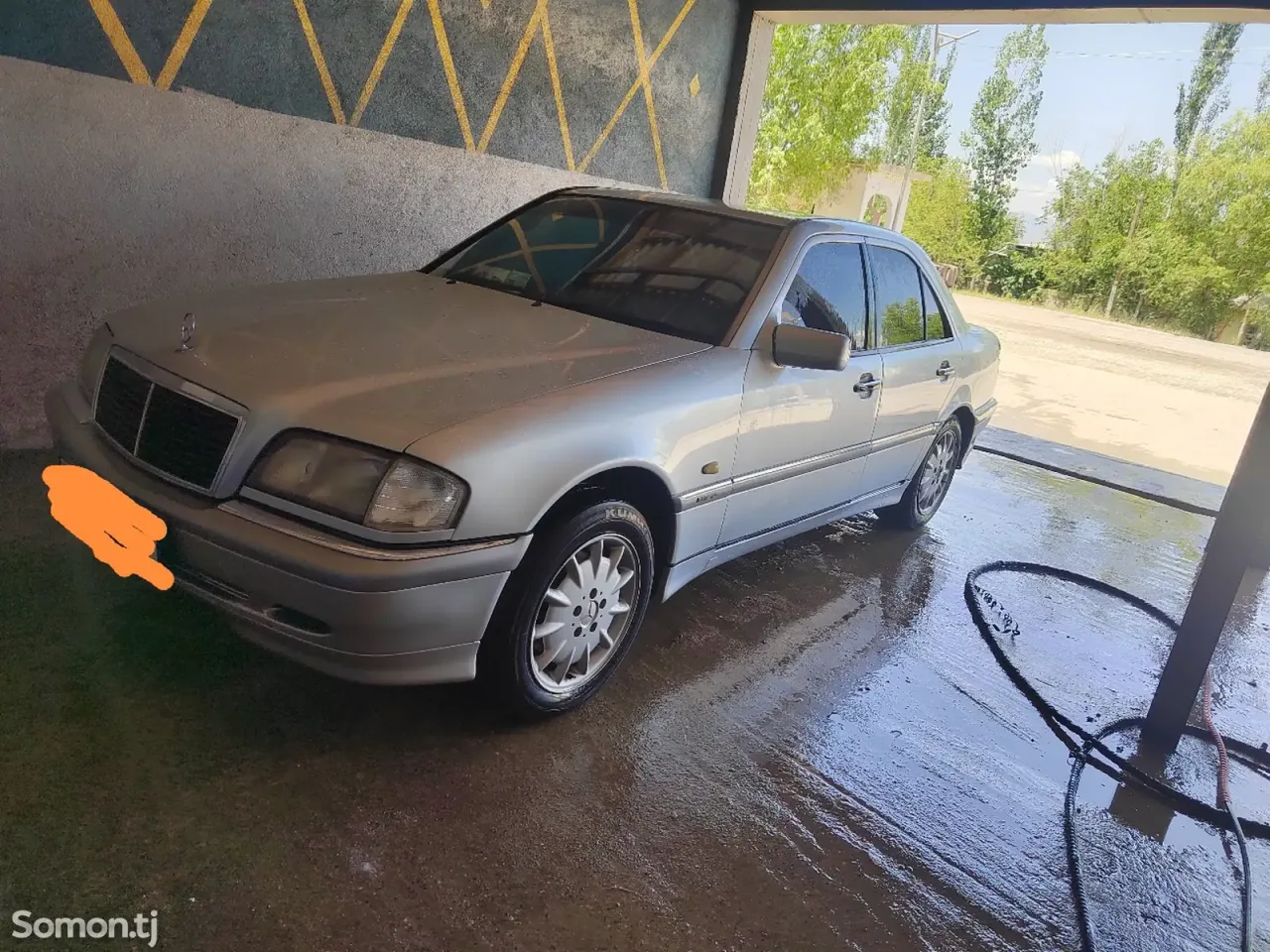 Mercedes-Benz C class 1999 · 3.2 MT