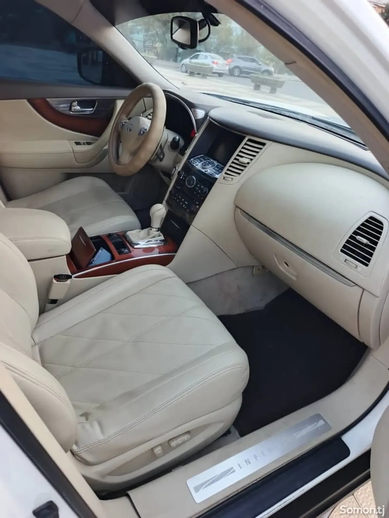 Infiniti FX series 2009 · 3.5 AT