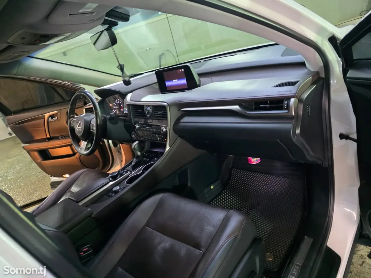 Lexus RX series 2016 · 3.5 AT