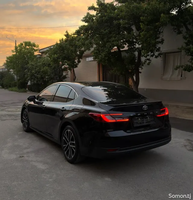 Toyota Camry 2026 · 2.5 AT