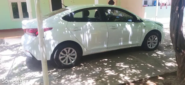 Hyundai Solaris 2018 · 1.6 AT