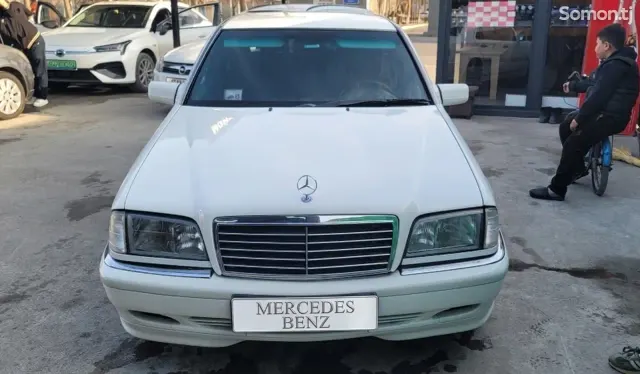 Mercedes-Benz C class 1997 · 2.0 AT