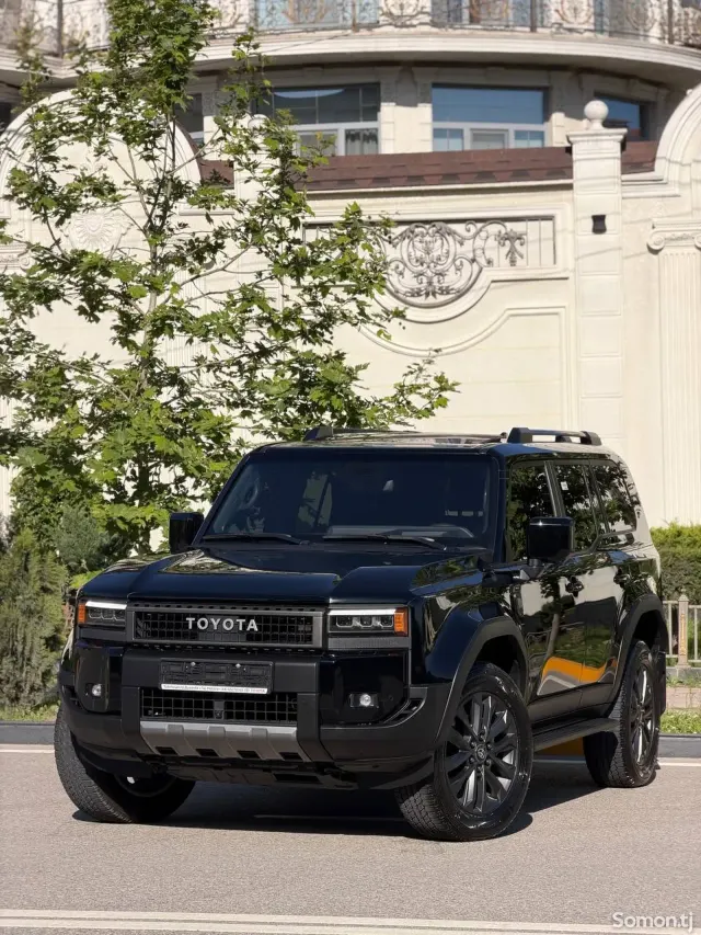 Toyota Land Cruiser Prado 2025 · 2.5 AT
