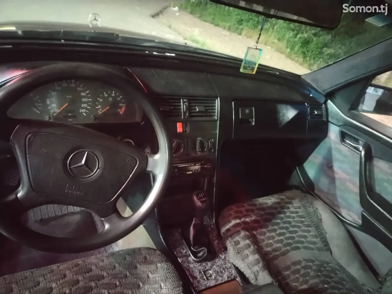 Mercedes-Benz C class 1995 · 1.8 MT