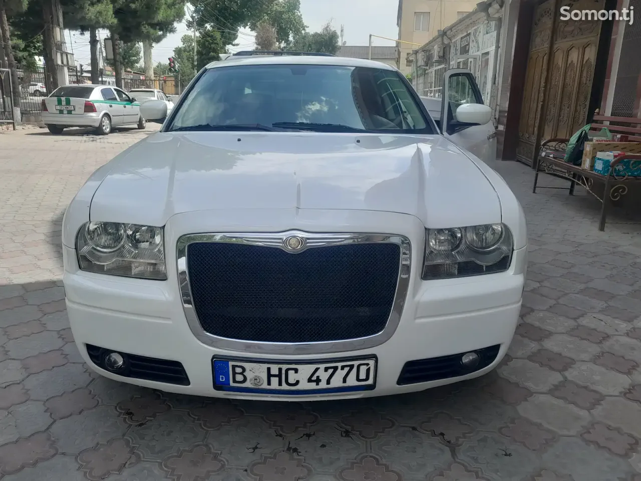 Chrysler 300C 2008 · 2.7 AT