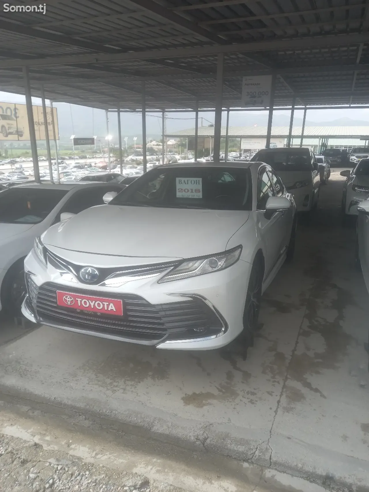 Toyota Camry 2018 · 2.5 AT