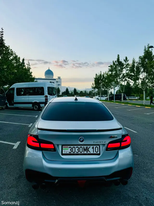 BMW 5 series 2012 · 2.0 AT