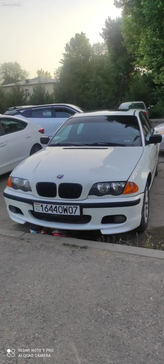 BMW 3 series 2000 · 1.8 MT