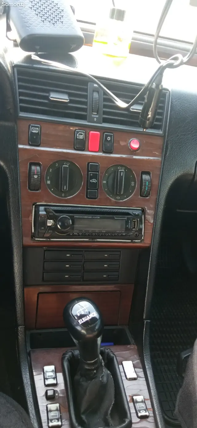 Mercedes-Benz C class 1993 · 1.8 MT