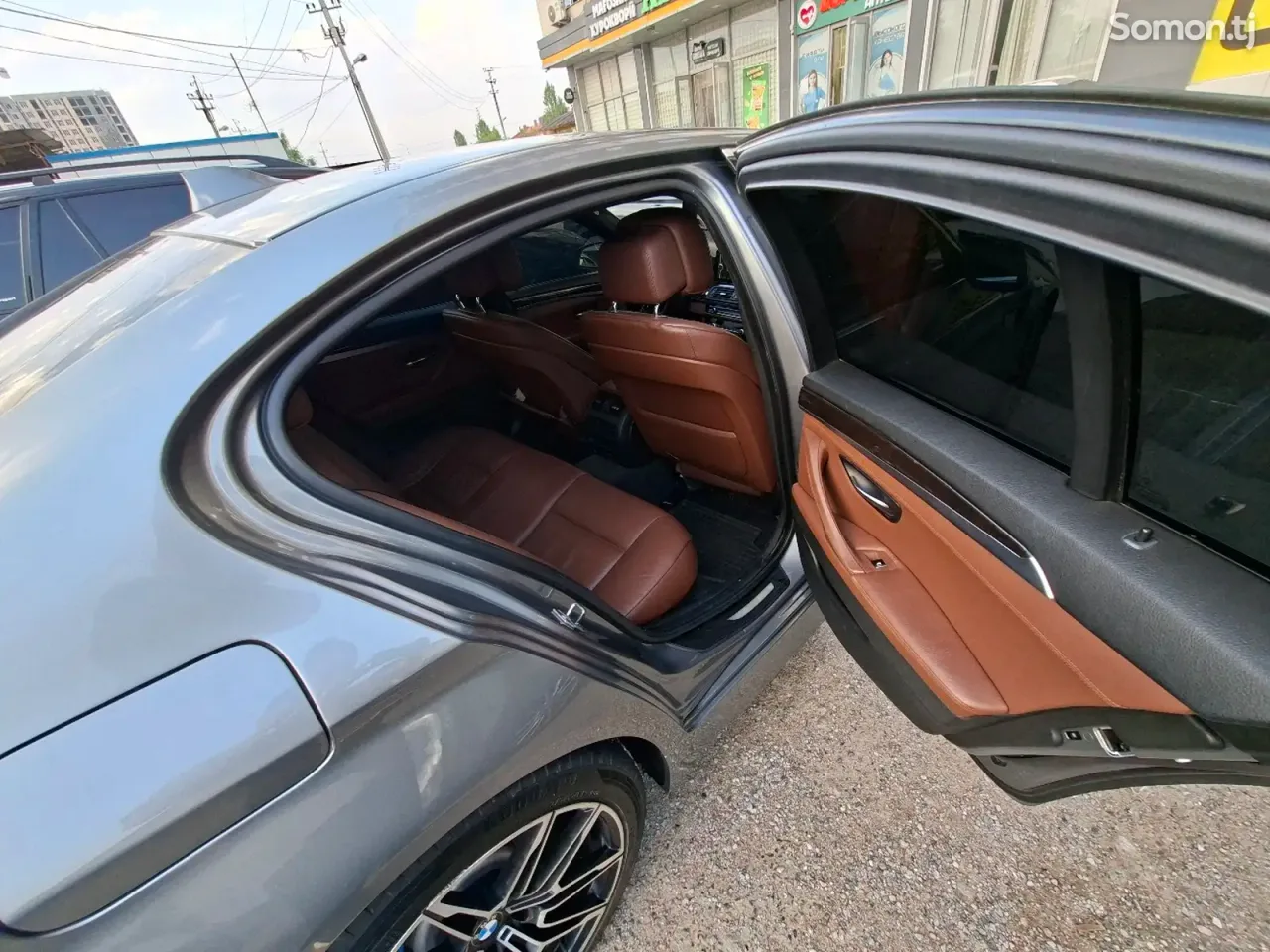 BMW 5 series 2012 · 2.0 AT