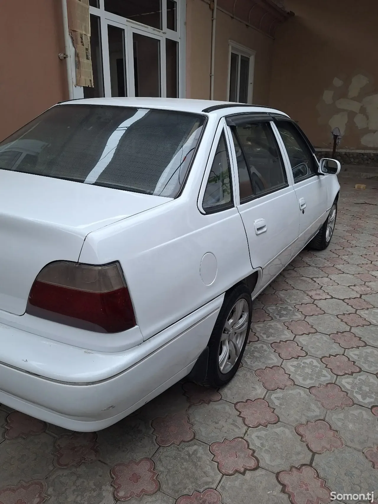 Daewoo Nexia 1996 · 1.6 MT