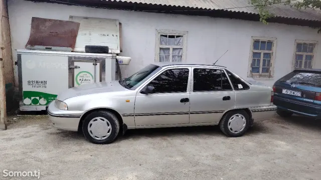 Daewoo Nexia 2005 · 1.6 MT