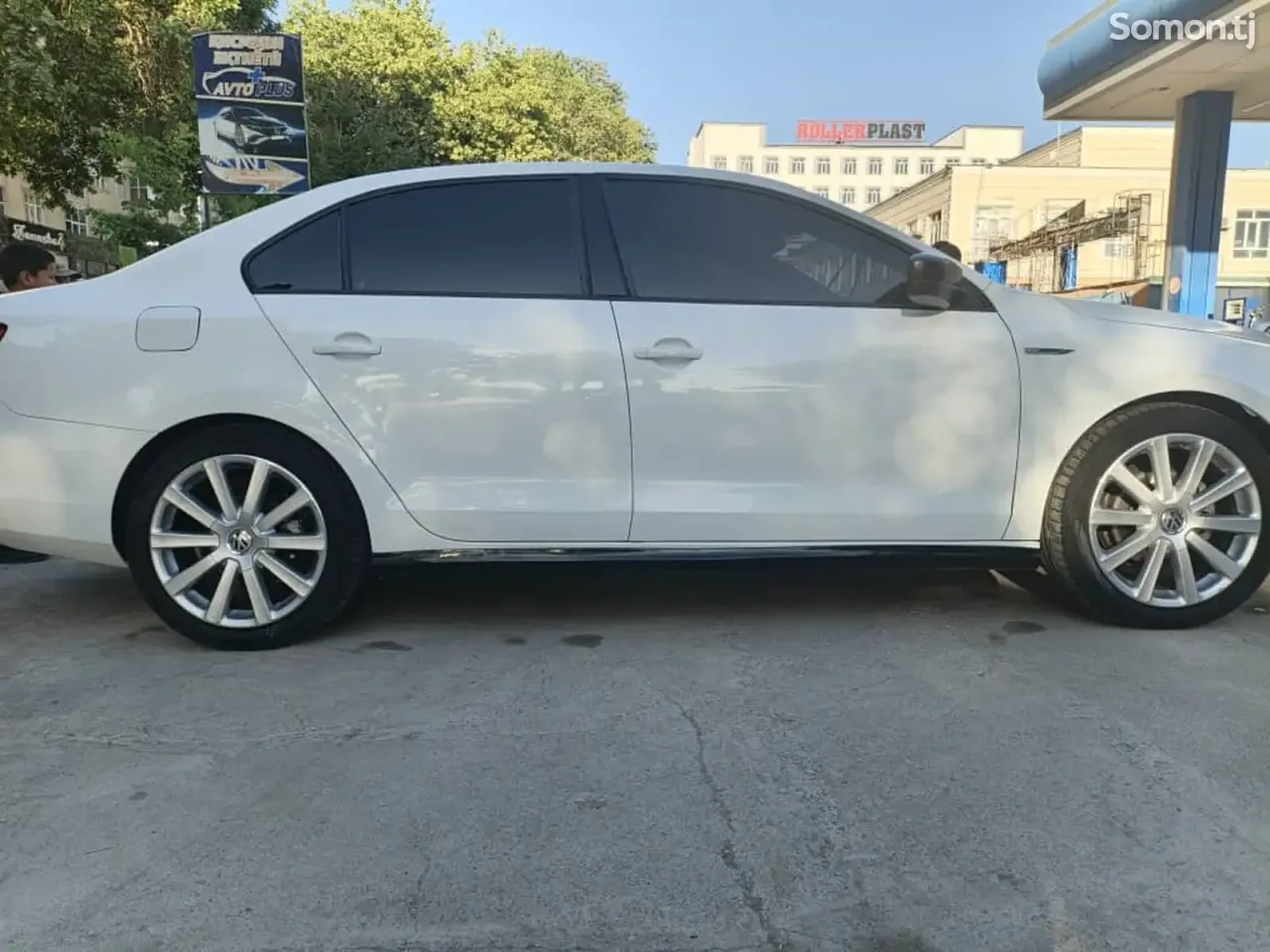 Volkswagen Jetta 2014 · 1.8 AT