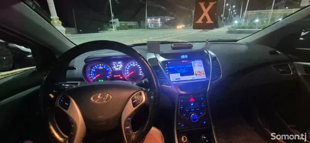 Hyundai Avante 2014 · 1.6 AT