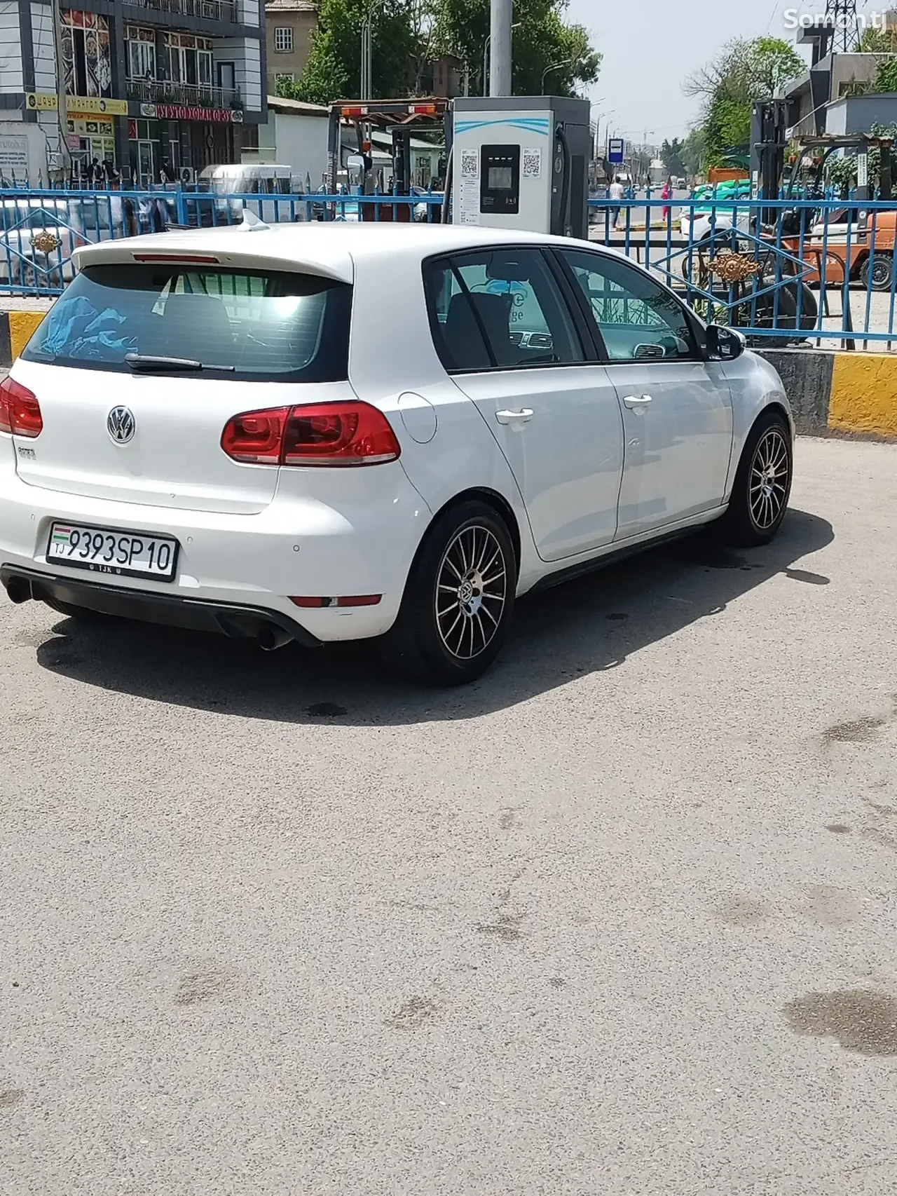 Volkswagen Golf 2012 · 2.0 AT