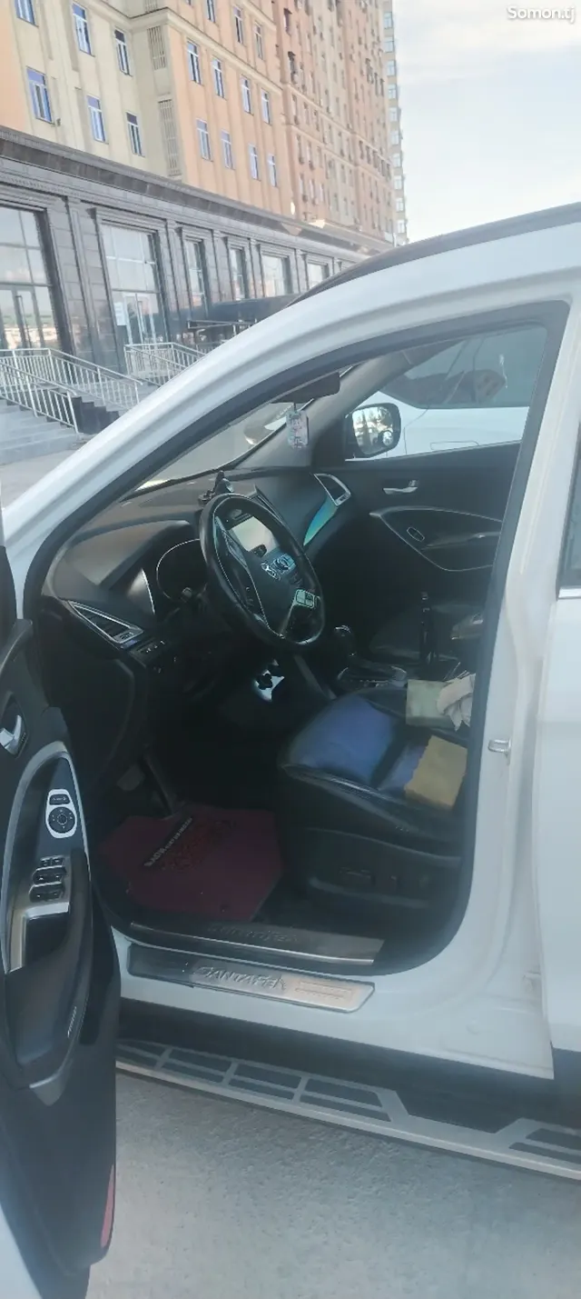 Hyundai Santa Fe 2015 · 2.0 AT