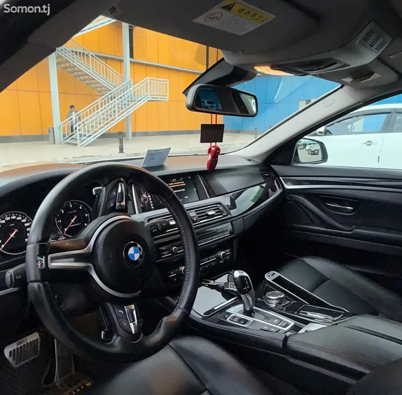 BMW 5 series 2015 · 2.0 AT