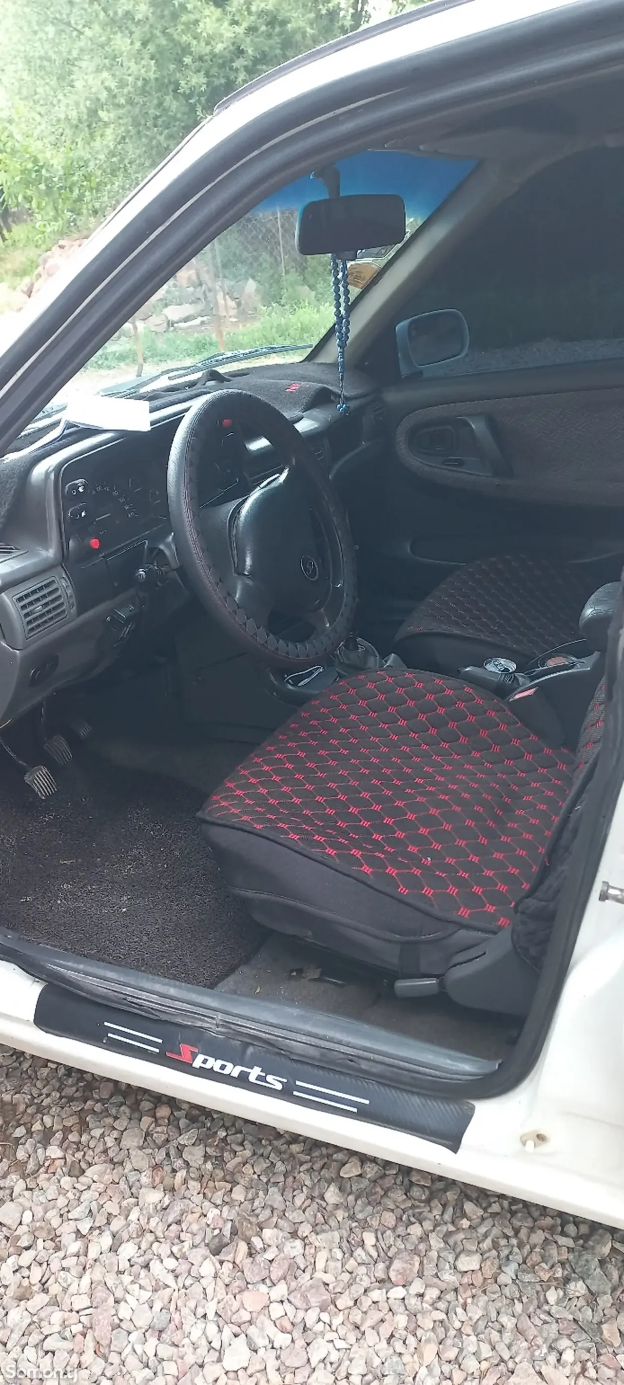 Daewoo Nexia 1994 · 1.5 MT