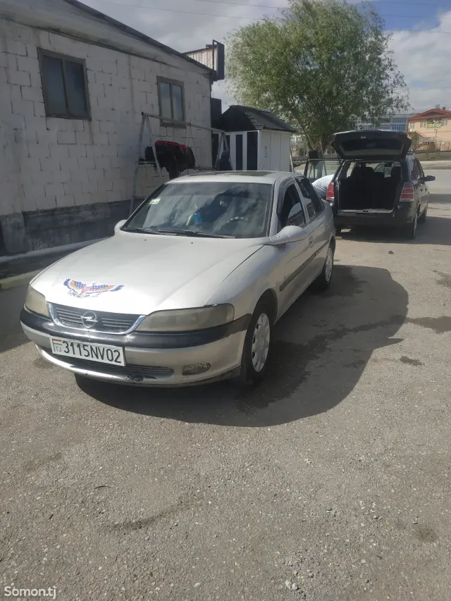Opel Vectra B 1997 · 1.6 MT