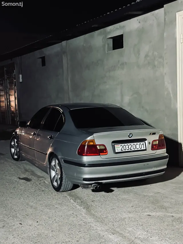 BMW 3 series 1999 · 1.8 MT