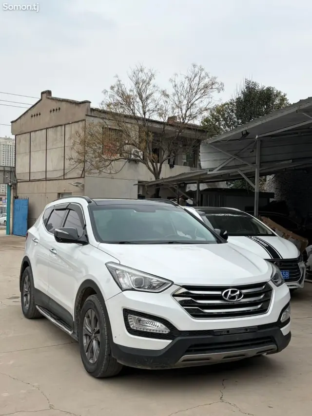 Hyundai Santa Fe 2015 · 2.0 AT