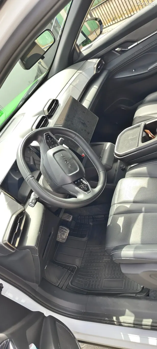 Dongfeng L7 2025 · AMT