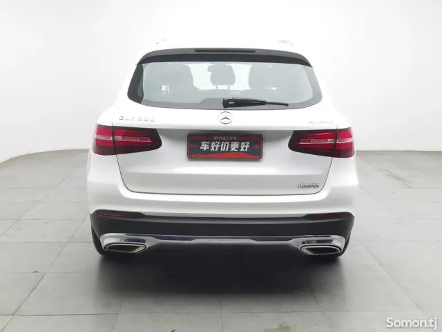 Mercedes-Benz GLC class 2016 · 2.6 AT