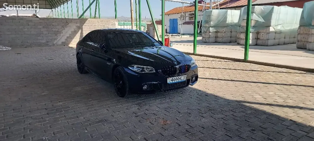 BMW 5 series 2015 · 3.0 AT