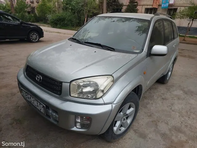 Toyota RAV 4 2002 · 2.4 AT