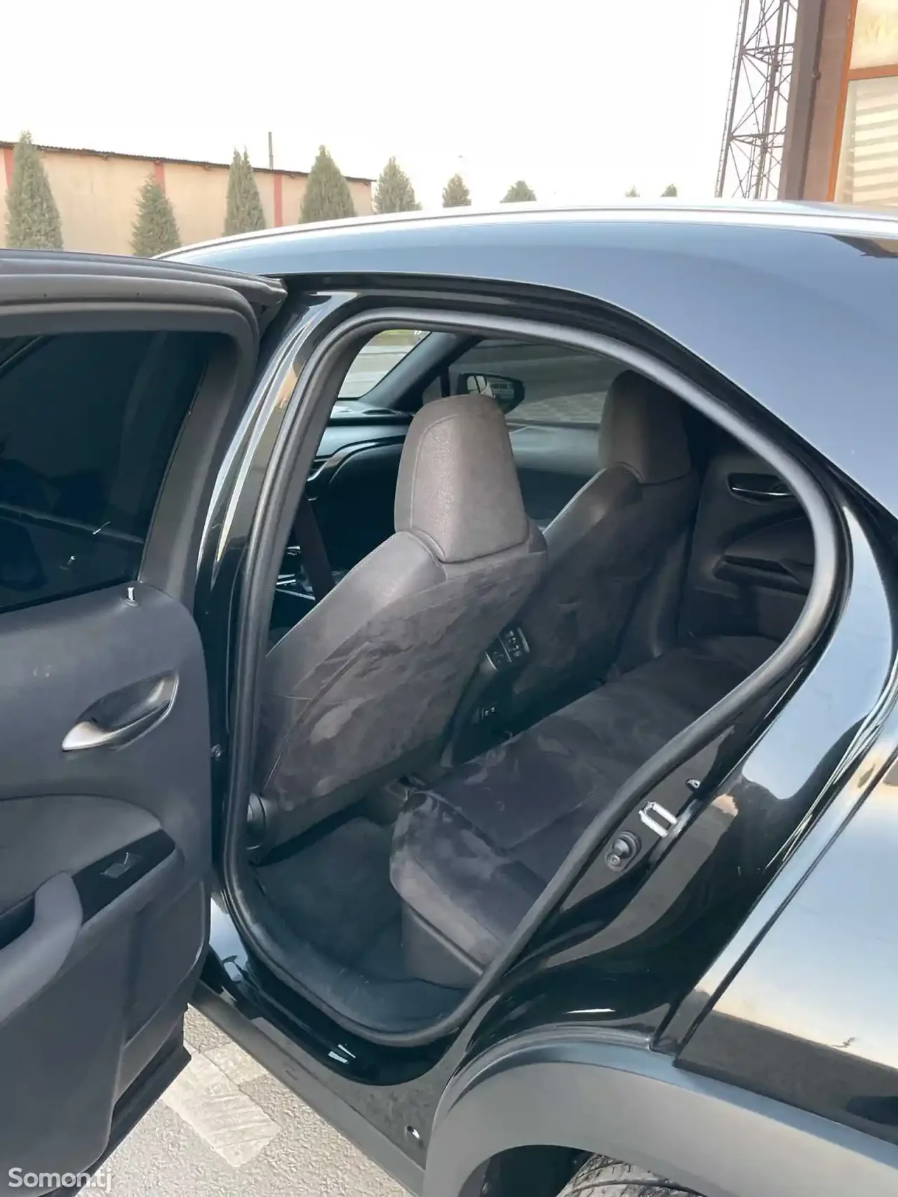 Lexus UX series 2021 · 2.5 AT
