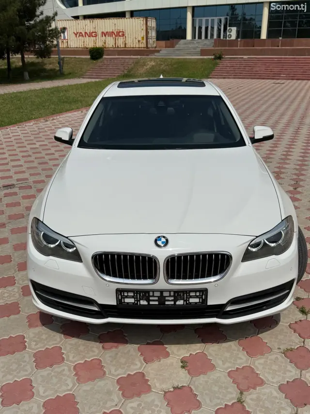 BMW 5 series 2015 · 2.0 AT