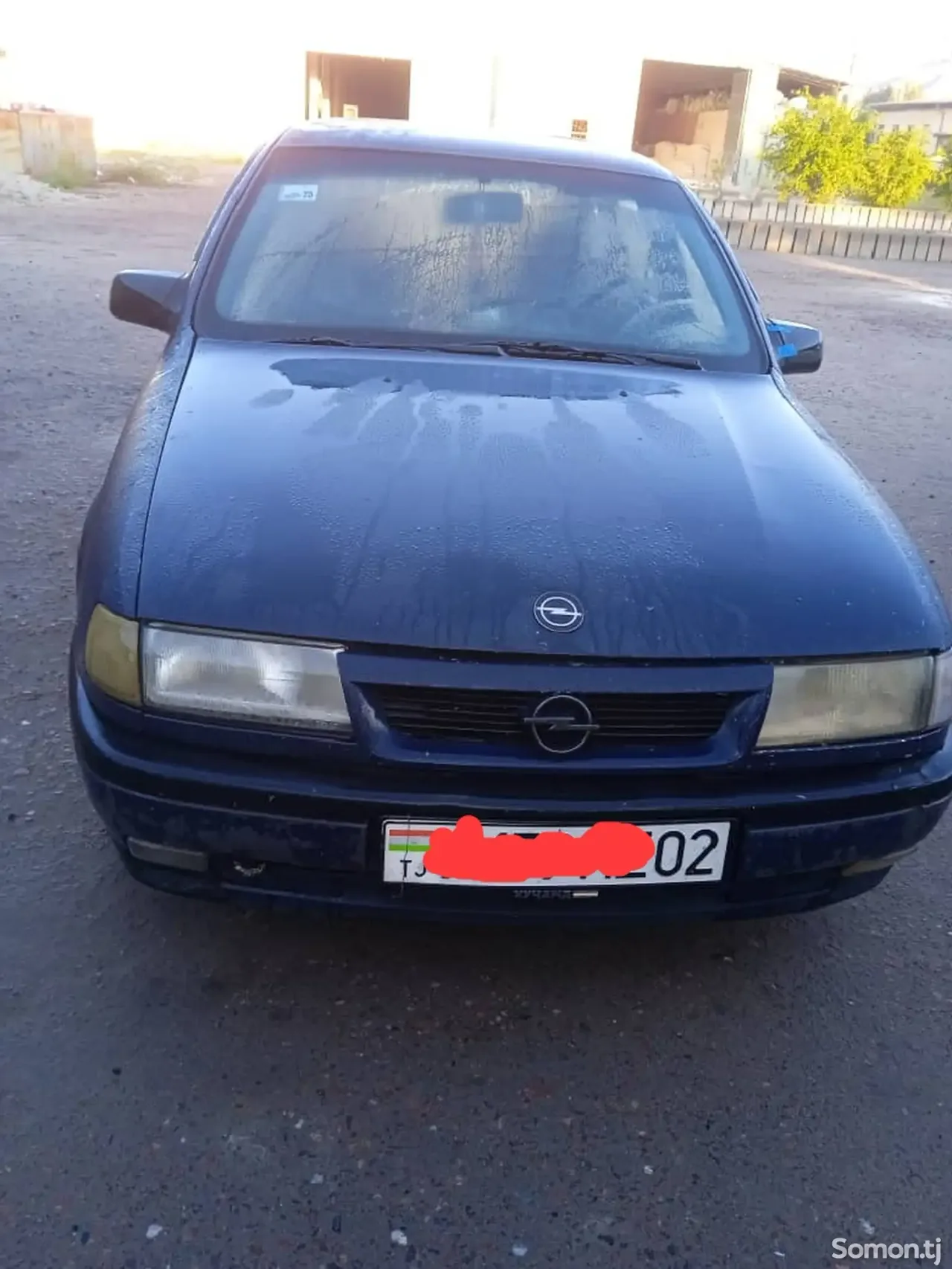 Opel Vectra A 1992 · 1.6 MT