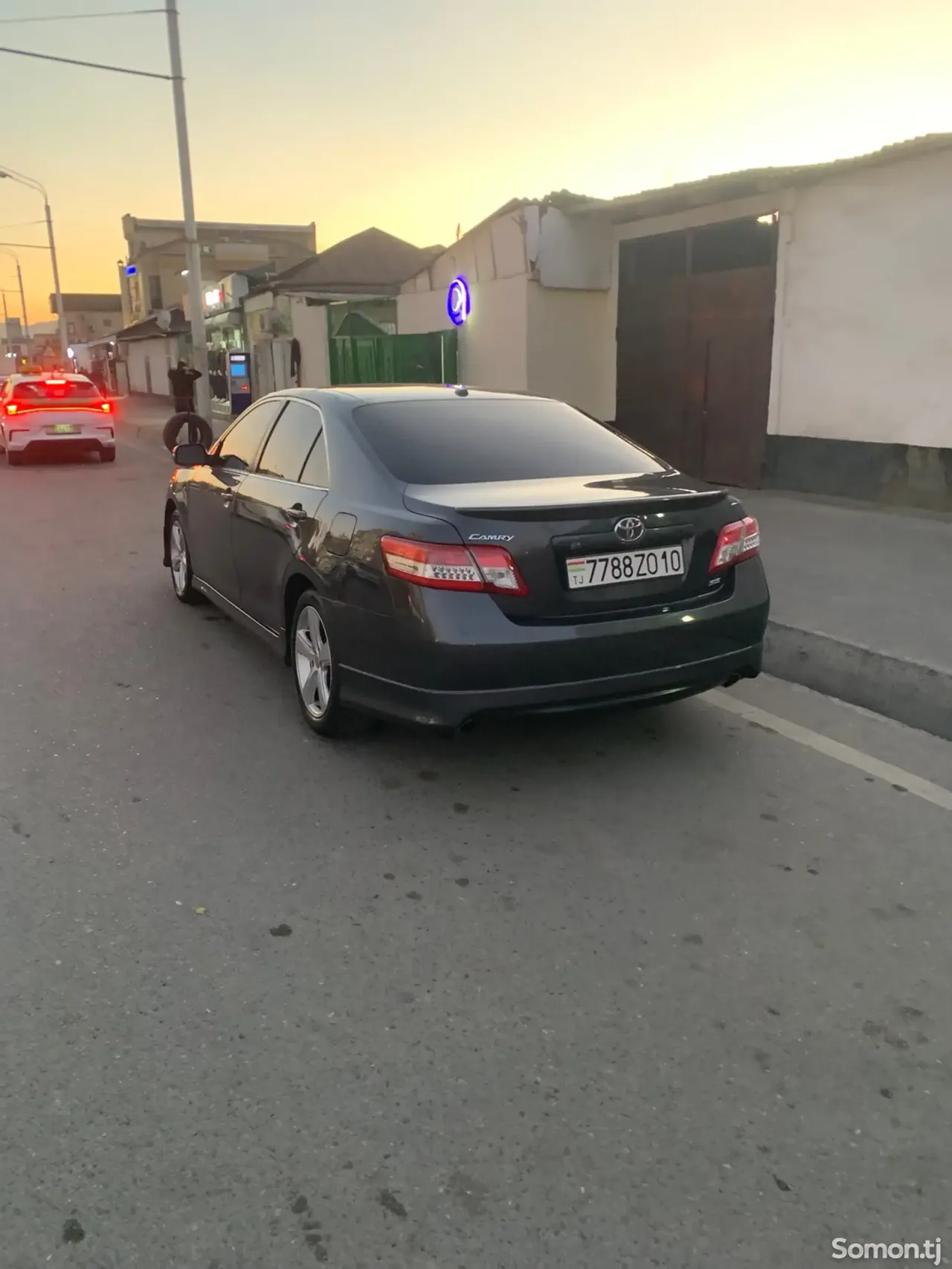 Toyota Camry 2010 · 2.5 AT
