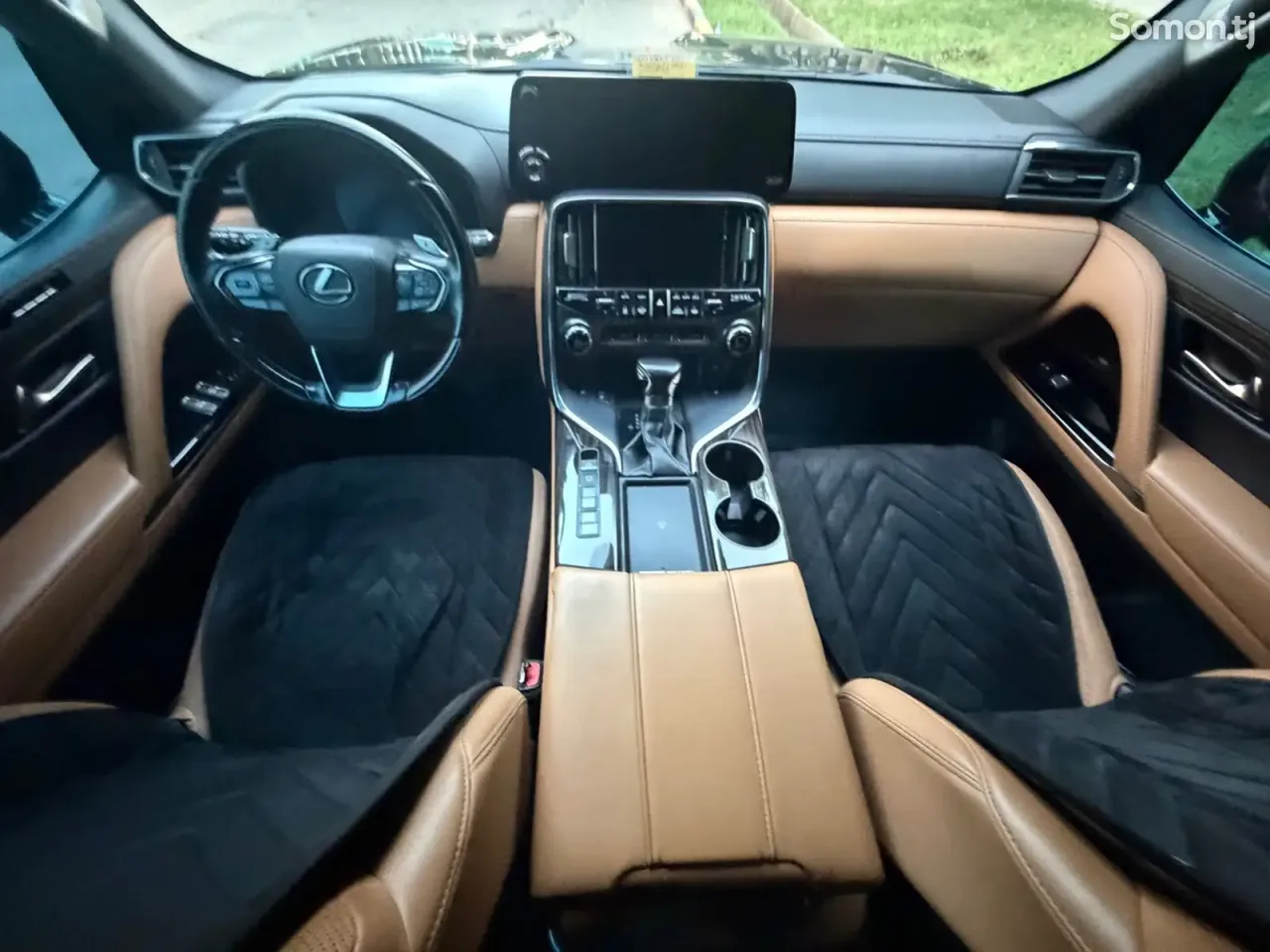 Lexus LX series 2022 · 5.0 AT